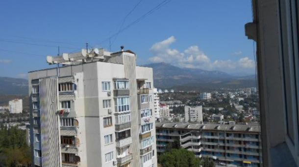 №107. 1-комнатная квартира в Алуште