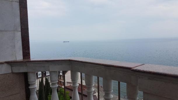 Продам апартаменты 40.2 в Алуште берег